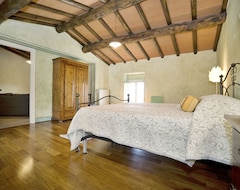 Tüm Ev/Apart Daire Villa in Petrognano with 6 bedrooms sleeps 10 (Capannori, İtalya)