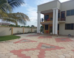 Hotel Coded Guest House (Accra, Gana)