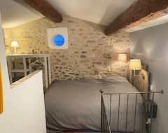 Toàn bộ căn nhà/căn hộ Small Stone House In DrÔme ProvenÇale (Solérieux, Pháp)