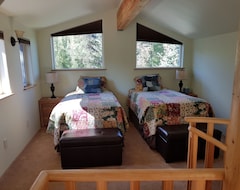 Tüm Ev/Apart Daire Private Awesome View W/ Hot Tub, Wi-fi, Cell- Alaska: Right Out The Windows (Moose Pass, ABD)