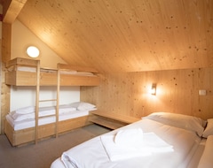 Casa/apartamento entero Detached Luxury Chalet With Exclusive Infrared Sauna And Jacuzzi Under The Kreischberg (Sankt Georgen ob Murau, Austria)