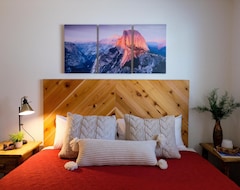 Hotel Yosemite Summit & Little Summit (El Portal, USA)
