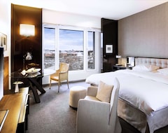 Khách sạn Grand Hyatt Berlin (Berlin, Đức)