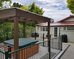 Entire House / Apartment Tinui Station Homestead (Masterton, New Zealand)