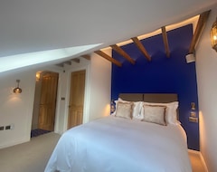 Toàn bộ căn nhà/căn hộ Luxury 5 Bedroom Stay In The Heart Of The West End (Hill, Vương quốc Anh)
