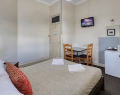 Khách sạn Commercial Travellers House (Gulgong, Úc)