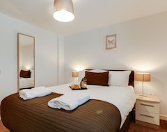 Hotel Base Serviced Apartments South Ferry Quay (Liverpool, United Kingdom)