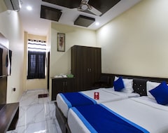 Hotel FabExpress Royal City Enterprises Shamshabad (Hyderabad, Indien)