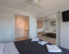 Hotel Alexander Holiday Apartments (Surfers Paradise, Australija)