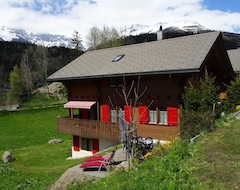 Toàn bộ căn nhà/căn hộ Holiday Apartment In A Quiet Village (Ernen, Thụy Sỹ)