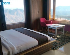 Khách sạn Hotel Himalaya View - Dhanaulti (Dhanaulti, Ấn Độ)