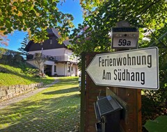 Toàn bộ căn nhà/căn hộ Ferienwohnung Am Südhang (Müglitztal, Đức)