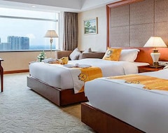 Golden Eagle Summit Hotel (Wuhu, China)