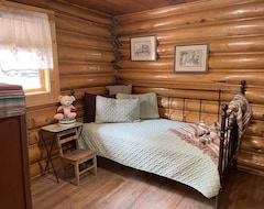 Casa/apartamento entero Old Canyon Lodge W/ Hot Tub - Nearby Ski Park, Hot Springs, Pioneer Mtn, Bannack (Polaris, EE. UU.)