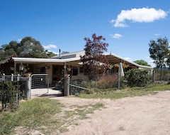 Toàn bộ căn nhà/căn hộ The Saddle Camp Tiny House 1 (Nerriga, Úc)