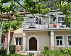 Casa/apartamento entero Garden Villa Guni (Fushë-Kruja, Albania)