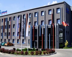 Khách sạn Hotel Malinowski Business (Gliwice, Ba Lan)