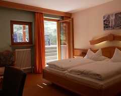 Majatalo Hotel Gasthof Hereth (Wirsberg, Saksa)
