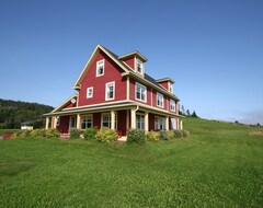 Bed & Breakfast Bread and Cheese Country Inn (Witless Bay, Canadá)