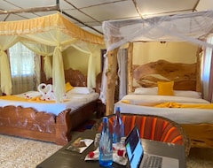 Otel Explore Nature Mara Lodge (Nairobi, Kenya)