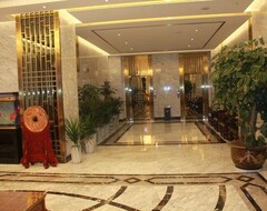 Khách sạn Qirui Hotel (Huize, Trung Quốc)
