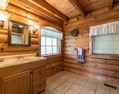 Toàn bộ căn nhà/căn hộ New Listing Unbelievable Log Cabin Lodge Retreat Overlooking The Ohio River (Union, Hoa Kỳ)