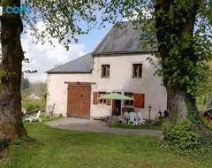 Toàn bộ căn nhà/căn hộ Maison Entiere Le Lavoir (Saint-Brisson, Pháp)