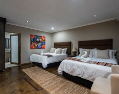 Hotel Humdani Game Lodge (Beestekraal, South Africa)