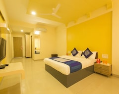 Khách sạn OYO 11091 Hotel Silver Court (Pune, Ấn Độ)