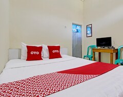 Otel Oyo 92884 Agustha Homestay (Magelang, Endonezya)