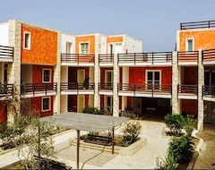 Khách sạn Hotel Estoril (Sal Rei, Cape Verde)