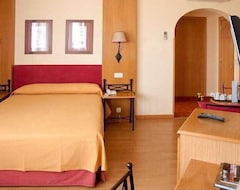 Khách sạn Area de Servicio El Cruce (Manzanares, Tây Ban Nha)