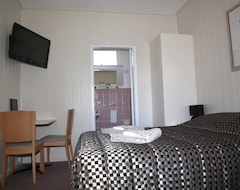 Titania Motel (Oberon, Úc)