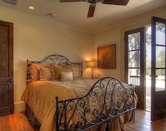 Koko talo/asunto Luxury Ranch On 110+ Manicured Acres W/ Pool And Party Barn (San Antonio, Amerikan Yhdysvallat)