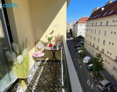 Casa/apartamento entero Royal Delux Apartment-klima,balkon,lift-nahe Schonbrunn,stadthalle (Viena, Austria)