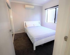 Toàn bộ căn nhà/căn hộ Stunning 3 Bedroom Private Home (Ascot, Úc)