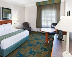 Hotelli La Quinta Inn & Suites Houston Bush IAH South (Houston, Amerikan Yhdysvallat)