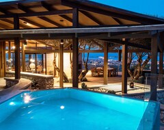 Koko talo/asunto Exclusive Dream Villa, Hilltop, Secluded, Panoramic Views, Close To Town (Apolpena, Kreikka)