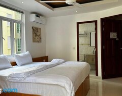 Khách sạn Pine Lodge Maldives (Nord Male Atoll, Maldives)