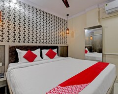 Hotel Oyo Flagship Swan Premium (Hyderabad, India)