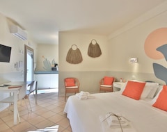 Hotel Dolcevita Egadi Eco Resort By Klabhouse (Levanzo, Italija)