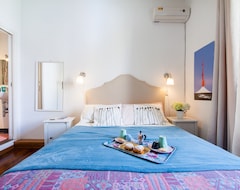 Khách sạn Napolicentro Mare - Sea View Rooms & Suites (Napoli, Ý)
