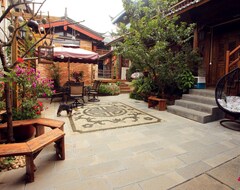 Khách sạn Dawn Song Small Luxury Hotel (Lijiang, Trung Quốc)