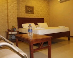 Khách sạn Hotel Chitra Park (Tiruchendur, Ấn Độ)