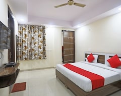 Hotel OYO 13306 Rampal Palace (Delhi, Indien)