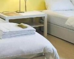 Bed & Breakfast Stsp Guest House (Tainan, Taiwan)