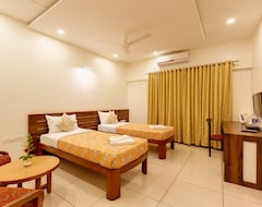 Hotel Woodland Kolhapur (Kolhapur, Indija)
