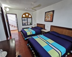 Khách sạn Doralba Inn (Merida, Mexico)