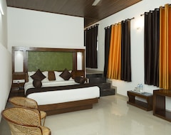 Otel OYO 7966 Laacienekkas Valley Resort (Munnar, Hindistan)