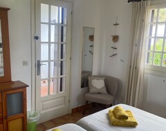 Tüm Ev/Apart Daire 2 Bedroom Apartment , Son Bou (Son Bou, İspanya)